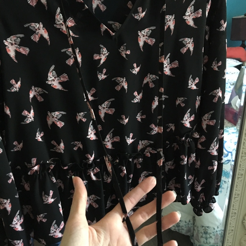 ✨HP✨ Gorgeous Girly Boho Blouse NWT - Picture 3 of 5